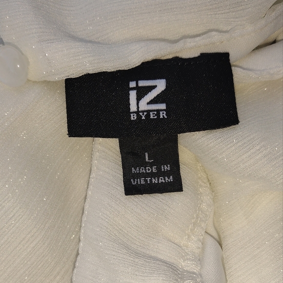 IZ Byer Blouse - Picture 5 of 5